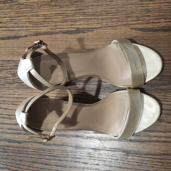 Gold Block Heels Open Toe - Picture 2 of 16